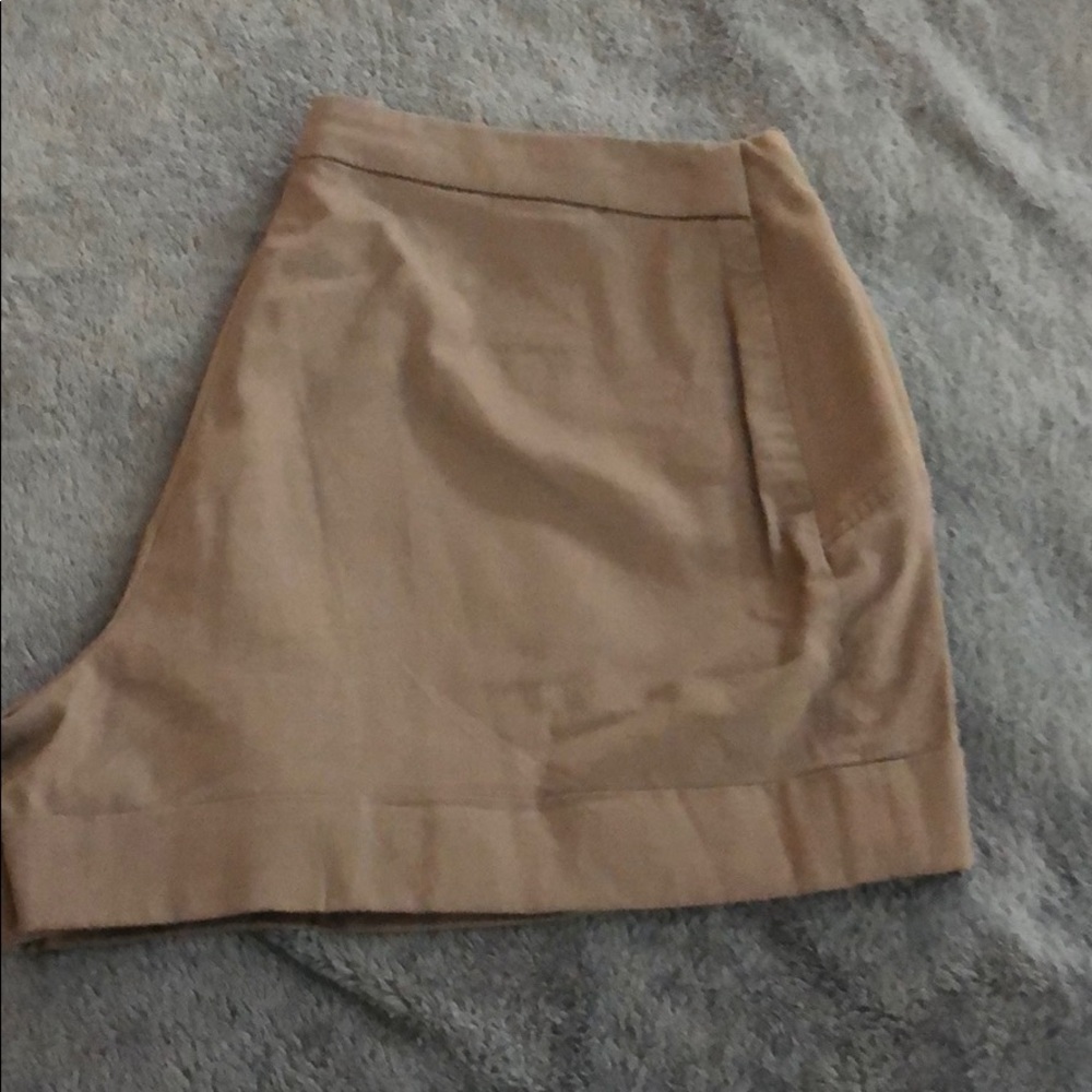 Shorts - Picture 4 of 4